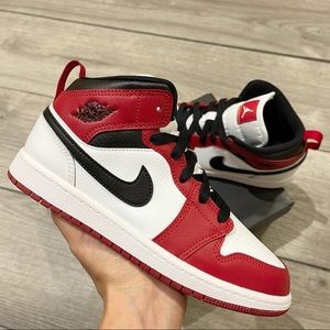 Air Jordan 1 Mid PS 3Y Classic Chicago
